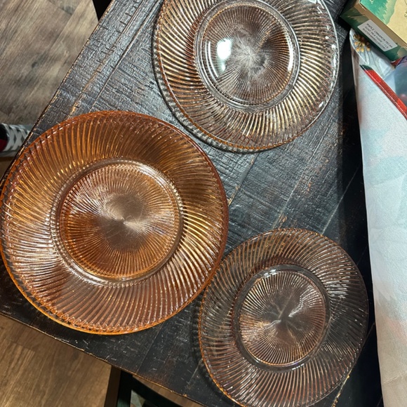 Pink Diana Federal Depression dinner plates - Picture 4 of 6